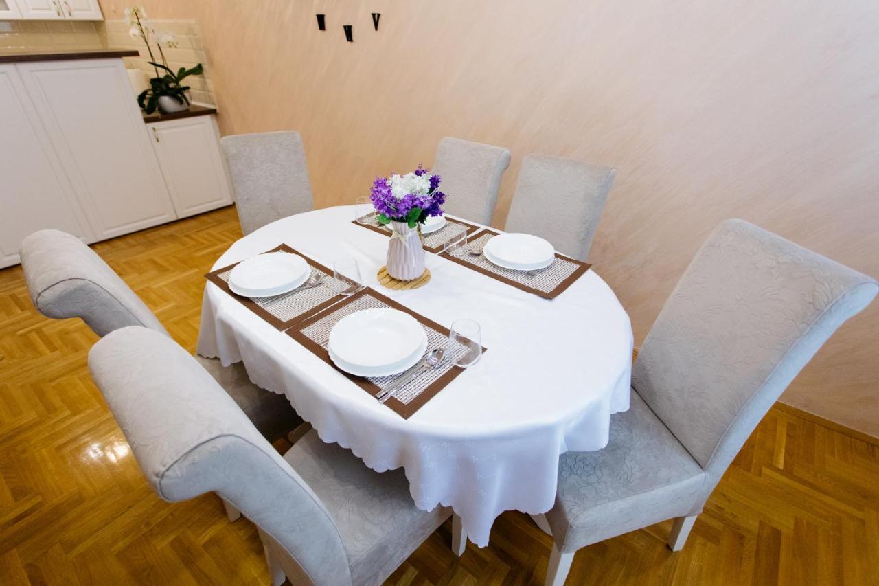 Apartman Kristina 4* Subotica Ngoại thất bức ảnh