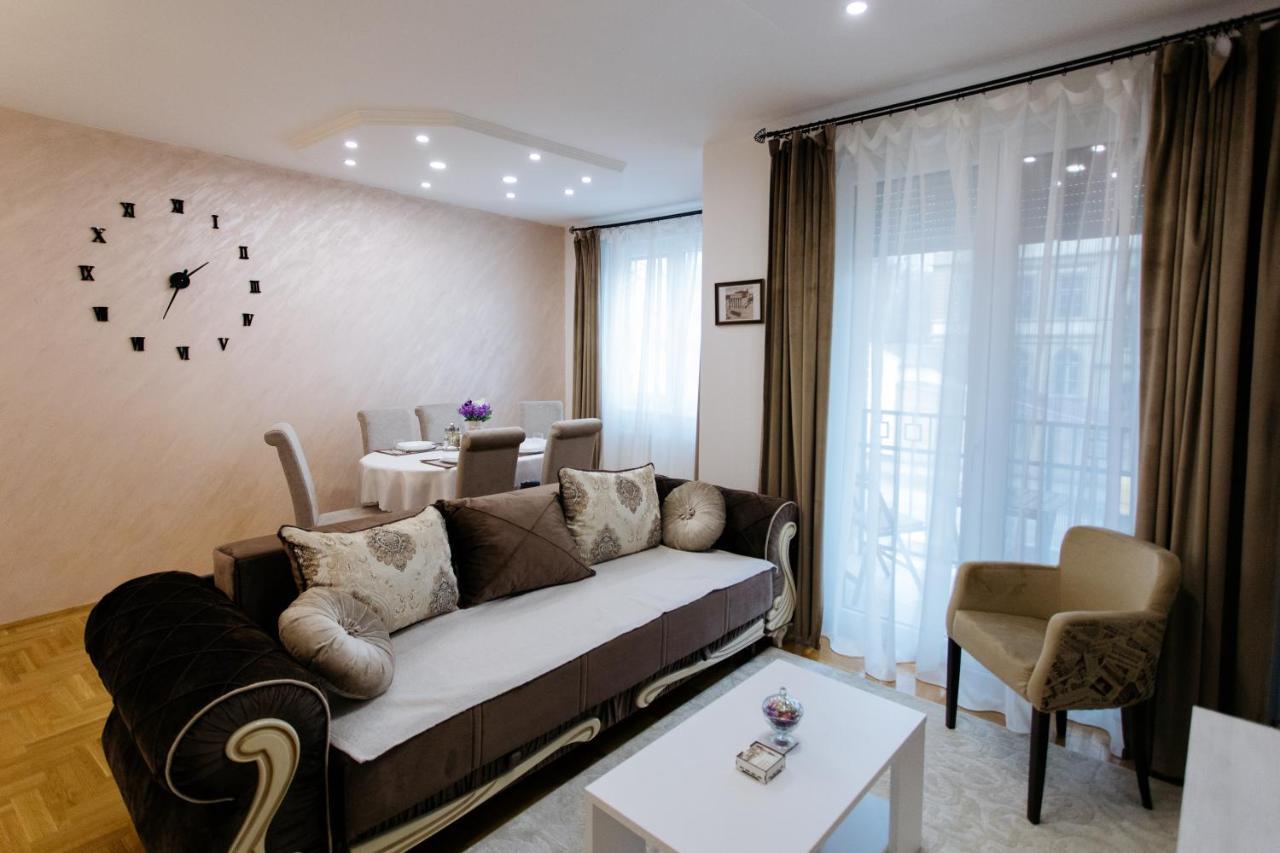 Apartman Kristina 4* Subotica Ngoại thất bức ảnh